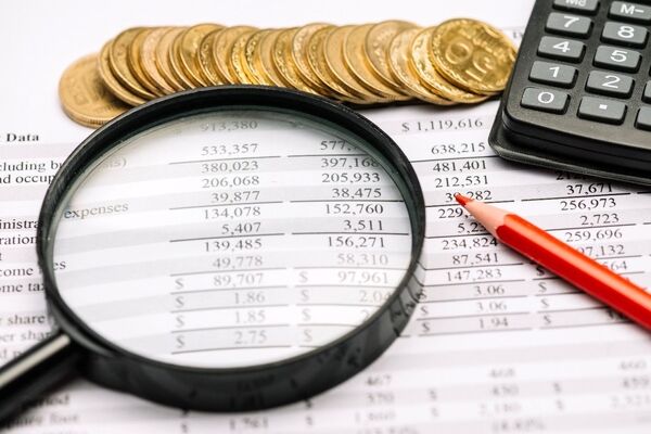 چه کسانی باید مالیات بر عایدی سرمایه پرداخت کنند؟ + اینفوگرافیک