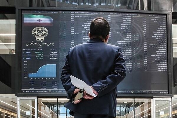 یکشنبه 11 تیر/ بورس همچنان درجا می زند