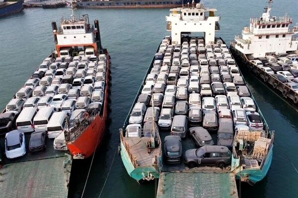 امروز، ترخیص ۱۰۰۰ دستگاه خودروی هیوندای النترا از گمرک