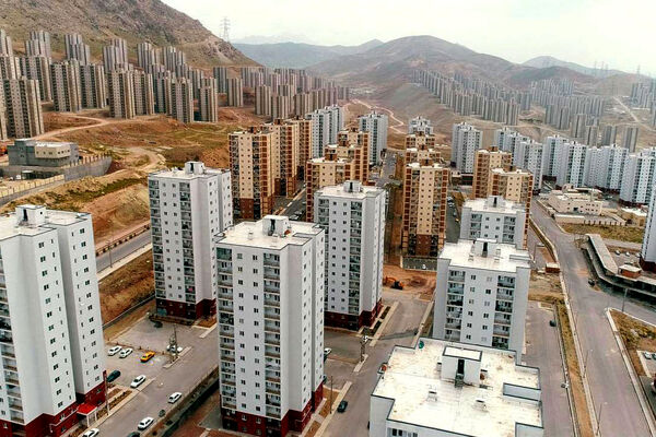فروش متری مسکن در بورس چه زمانی آغاز می‌شود؟