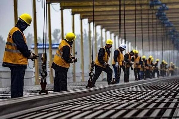 دستمزد کارگران زیر ضرب تورم ۳رقمی 