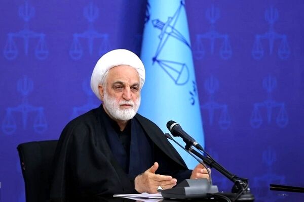 انتقاد رئیس دستگاه قضا از اقتصاد دولتی/رفع موانع بخش خصوصی اولویت باشد