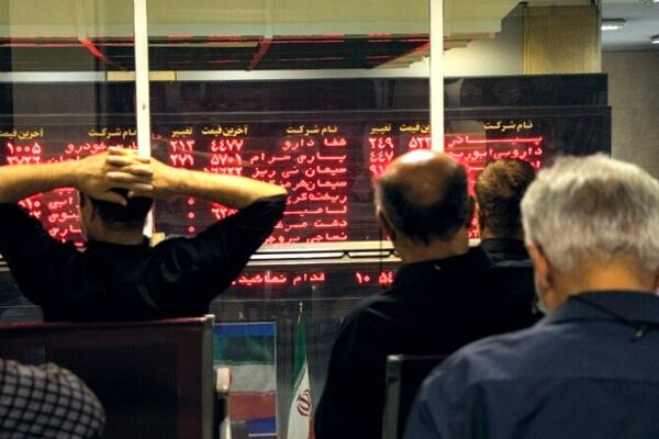 پیام اول صبح بورس را به هم ریخت /  منابع تزریقی صندوق توسعه خرج ۲ ساعت معاملات است