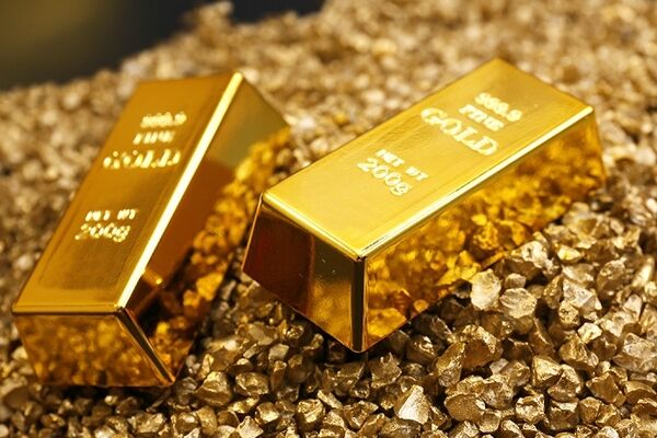 افزایش قیمت انس / طلا یک گام به کانال ۲هزار دلاری نزدیک شد 