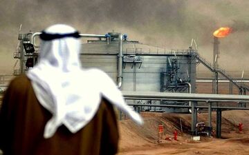 کاهش قیمت نفت صادراتی عربستان در بازار آسیا