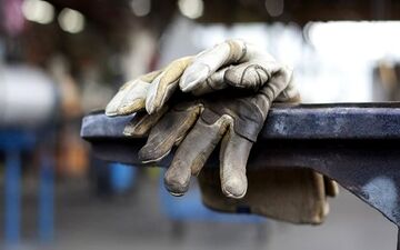 شرط افزایش مجدد دستمزد کارگران در جلسه شورای عالی کار

