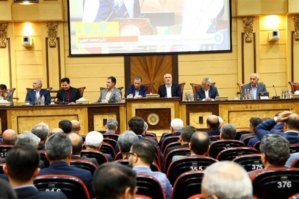 تیغ قیمت‌گذاری دستوری برگلوی فعالان اقتصادی