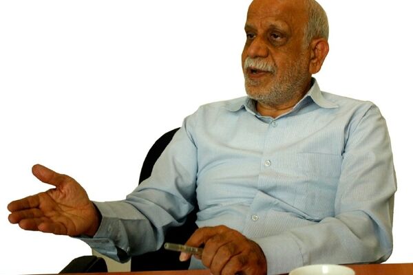 واگذاری معادن به بانک‌ها به‌جای بدهی دولت، قانونی نیست