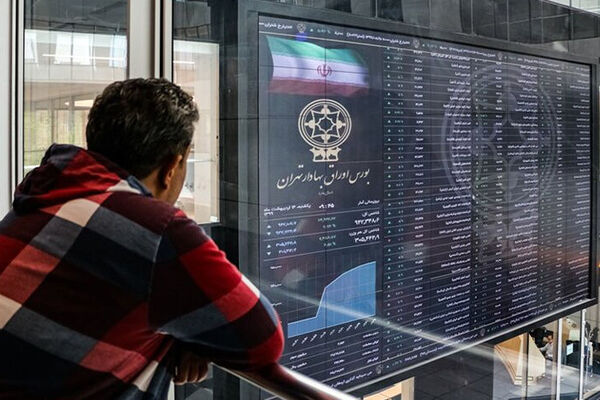  رشد نرخ دلار هم بورس را صعودی نکرد / پیش بینی بازار سهام 