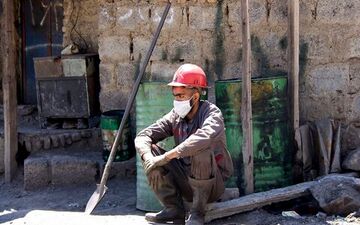 چانه زنی نمایندگان کارگری با دولت بر سر دستمزد 22 میلیون و هشتصد هزار تومانی  