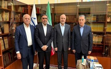 تاکید بر خروج دولت از بنگاه‌داری 