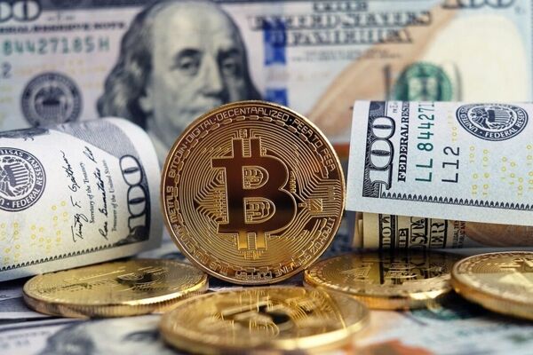پیش‌بینی هوش مصنوعی از قیمت دلار تا پایان سال