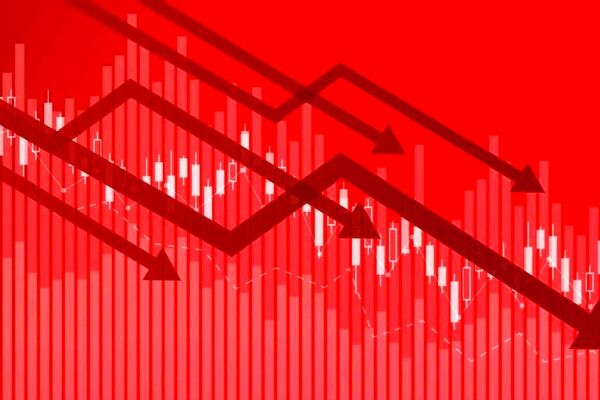 خروج پول از بورس قطع نمی‌شود / پیش بینی بازار سهام 24 بهمن