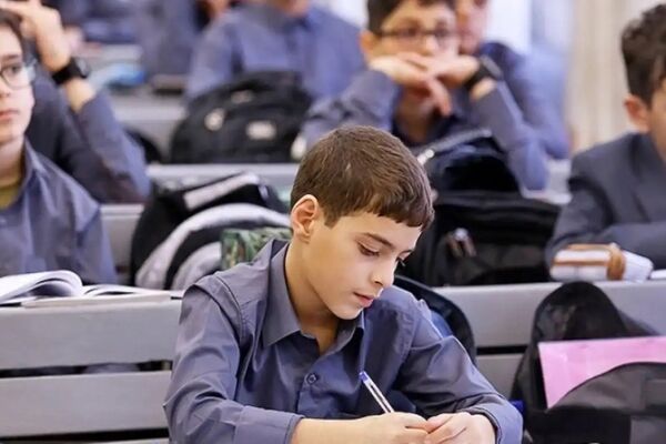 تخلف آشکار مدارس غیر دولتی/ دریافت اضافه شهریه ۱۰میلیون تومانی