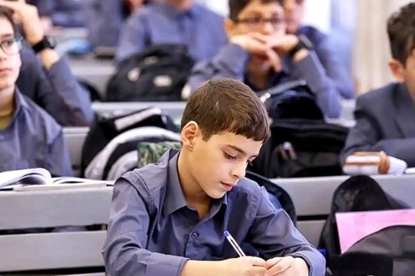 ورود مجلس به  موضوع دریافت هزینه اجباری توسط مدارس