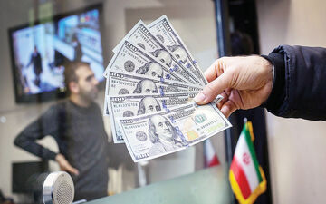 صف طولانی برای خرید طلای دست دوم / زمزمه ارزی جدید