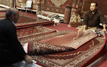 مصوبه گره گشای صنعت فرش پشت سد «ابلاغ» /  انتقاد از تاخیر هفت ماهه وزیر صمت