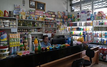 دلایل موفقیت خرده‌فروشان / ادامه اعتماد خانوار به فروشگاه‌های سنتی