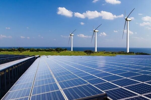 مدیریت انرژی در صنعت با فناوری‌های تجدیدپذیر دنبال می شود