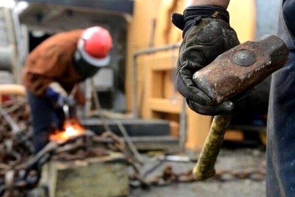 تبعات افزایش ۱۲۰درصدی قیمت روغن برای معیشت کارگران