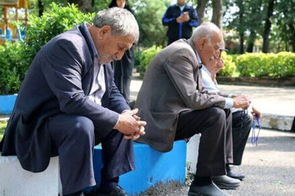 توافق دولت و مجلس درباره حقوق بازنشستگان / طرح افزایش ۹۰ درصدی دریافتی روی میز