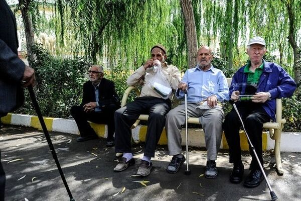 افزایش حقوق بازنشسته‌ها متناسب بانرخ تورم نیست