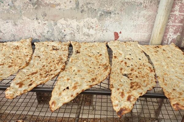 کاهش سهمیه آرد نانوایی‌ها بر اساس چه دستورالعملی انجام می‌شود؟