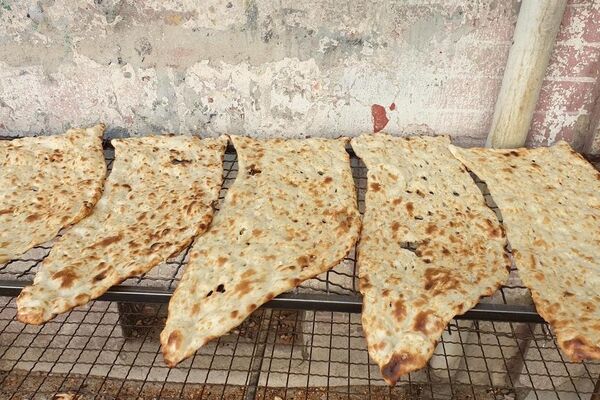 کاهش سهمیه آرد نانوایی‌ها بر اساس چه دستورالعملی انجام می‌شود؟