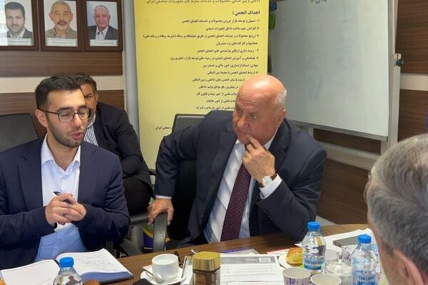 تفاهمنامه اتحادیه نفت و گاز روسیه با انجمن سازندگان تجهیزات صنعتی ایران