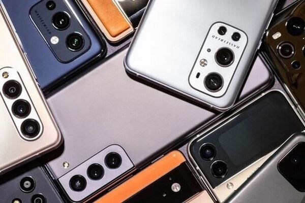 واردات ۲ میلیارد دلار گوشی تلفن همراه از طریق گمرکات کشور 