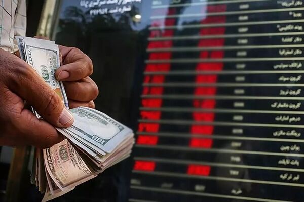 ارتباط کاهش نرخ ارز با سفر مسئولان اقتصادی کشور به عربستان چیست؟