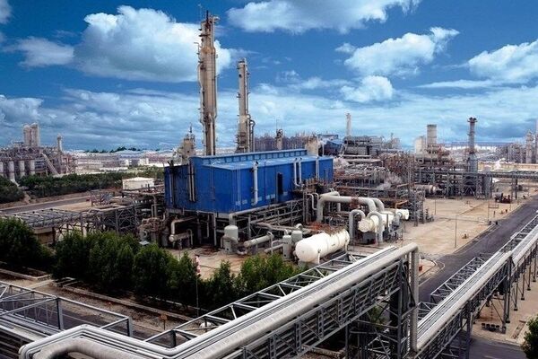 درآمد ۴۲۰میلیارد تومانی پتروشیمی غدیر از محل فروش محصولات + جدول