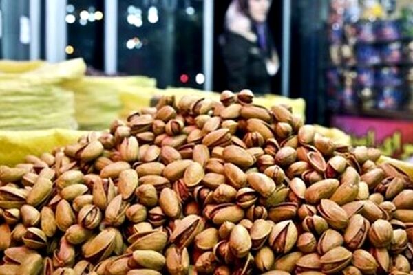 روایت آماری ربودن بازار جهانی پسته ایران از سوی آمریکا