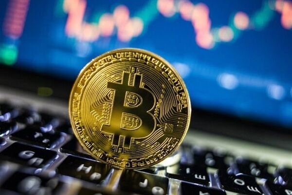 80 درصد معاملات ارز دیجیتال در اختیار 5 صرافی/ 12 هزار میلیون ایرانی ترید می‌کنند