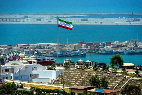 اصل ۴۴ به مناطق آزاد و ویژه اقتصادی رسید 