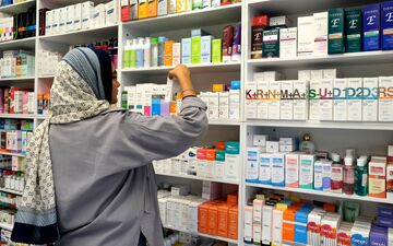 کمبود برخی اقلام دارویی در داروخانه‌ها+ لیست