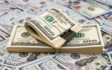 رشد قیمت دلار در معاملات شبانه / پیش بینی قیمت دلار بعد از دهه فجر