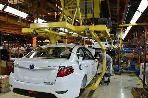 لطمه به منابع ارزی کارخانه  های داخلی/مونتاژ خودروهای چینی به ضرر تولید داخل است