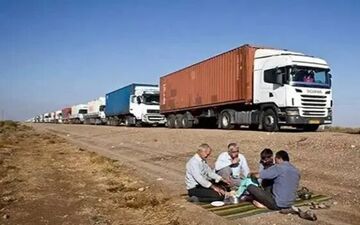 خبر مهم برای رانندگان/ تصویب دو فوریت طرح اصلاح قانون بیمه اجتماعی رانندگان 