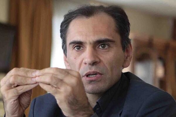 آقای وزیر اذعان کنید در شرایط تحریم نمی شود کشور را بدون فشار اداره کرد!