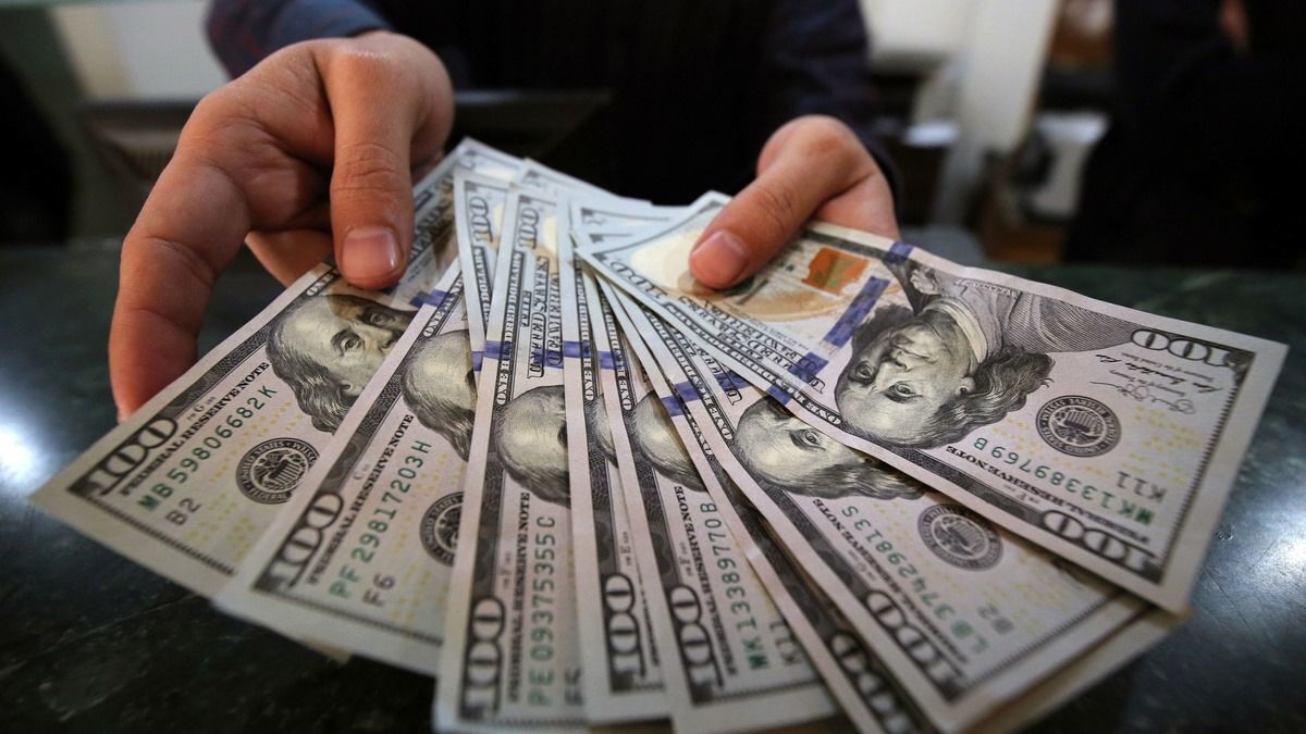 قیمت دلار در مرز ۲۷۲هزار تومان 