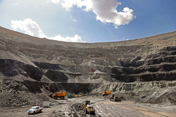 ۶۵ محدوده معدنی استان لرستان به مزایده گذاشته شدند