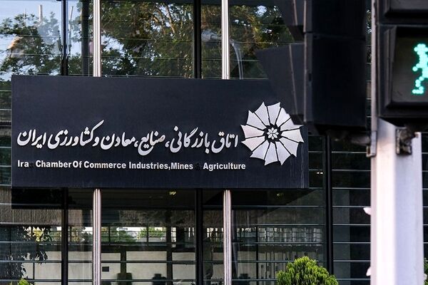 وزیر صمت: به زودی صحبت می‌کنم / وزیر اقتصاد: ابطال انتخابات اتاق قانونی است 