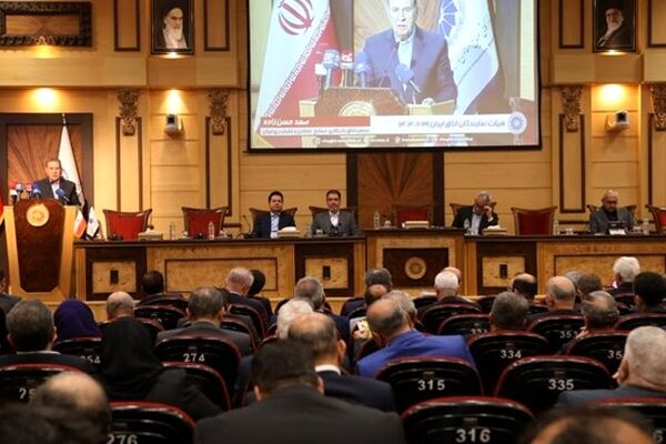 بیانیه هیات نمایندگان اتاق ایران پیرامون شعار سال 1404، مذاکرات بین‌المللی و الزامات تعامل مالی جهانی