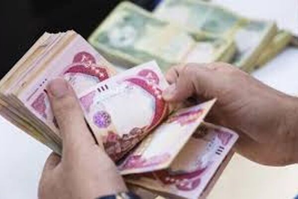 کاهش اختلاف قیمت دلار مبادله‌ای با نرخ آزاد