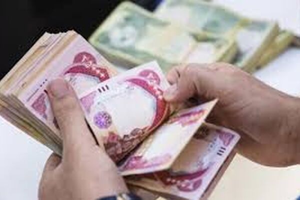 کاهش اختلاف قیمت دلار مبادله‌ای با نرخ آزاد