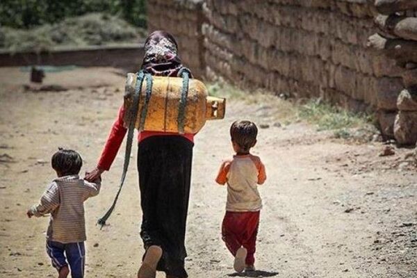 از هر سه ایرانی یک نفر فقیر است / 26میلیون نفر زیر خط فقر زندگی می‌کنند