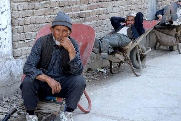 هشدار جدی وزیر کشور درباره بکارگیری اتباع در صنایع و ادارات