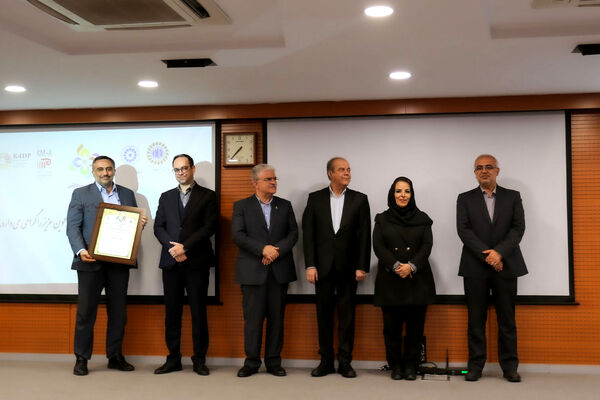 گواهینامه چهار ستاره برای پرداخت الکترونیک پاسارگاد