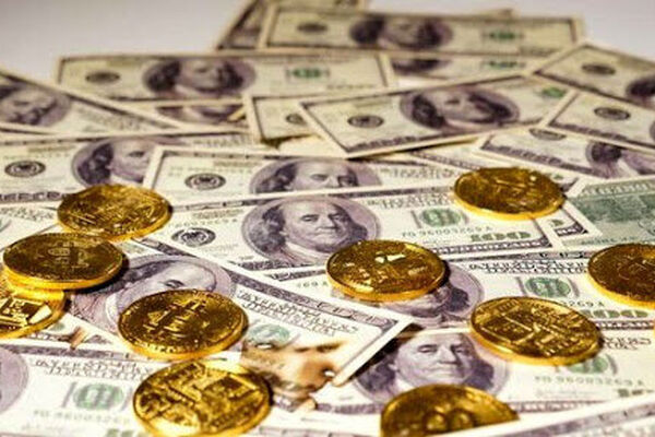 عقب گرد قیمت دلار، سکه و طلا / درهم پایین کشید